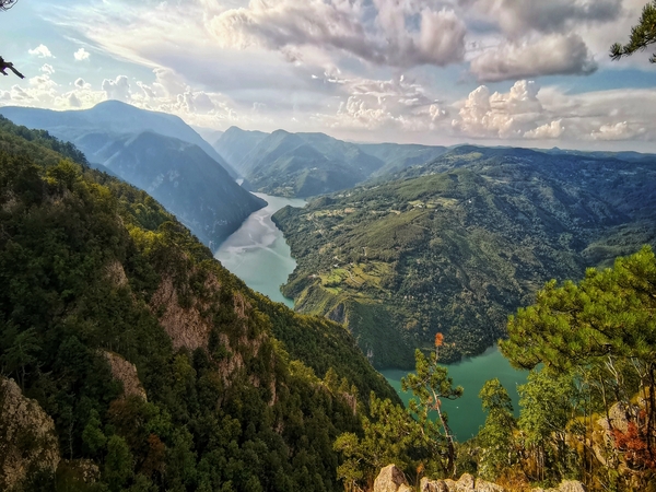 Discover the Must-Visit Canyons and Gorges in Serbia by Car